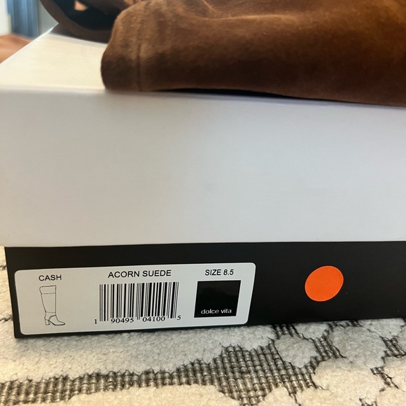 Dolce Vita Cash over knee boots. - Picture 11 of 13